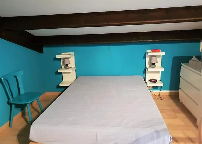 T3 Avec Mezzanine, Piscine, Parking Prive - 300m De La - - Fr-1-388-158 아파트 *