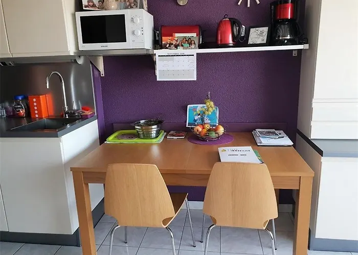 T3 Avec Mezzanine, Piscine, Parking Prive - 300m De La - - Fr-1-388-158 Apartamento *